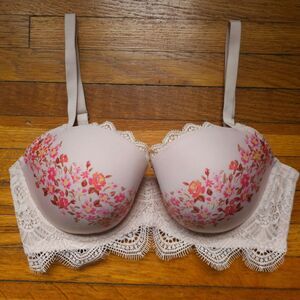 Victoria's Secret VS: Dream Angels Demi Bra Cherry Blossoms 32DD